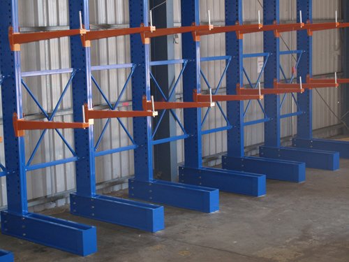 The various benefits of using cantilever racks