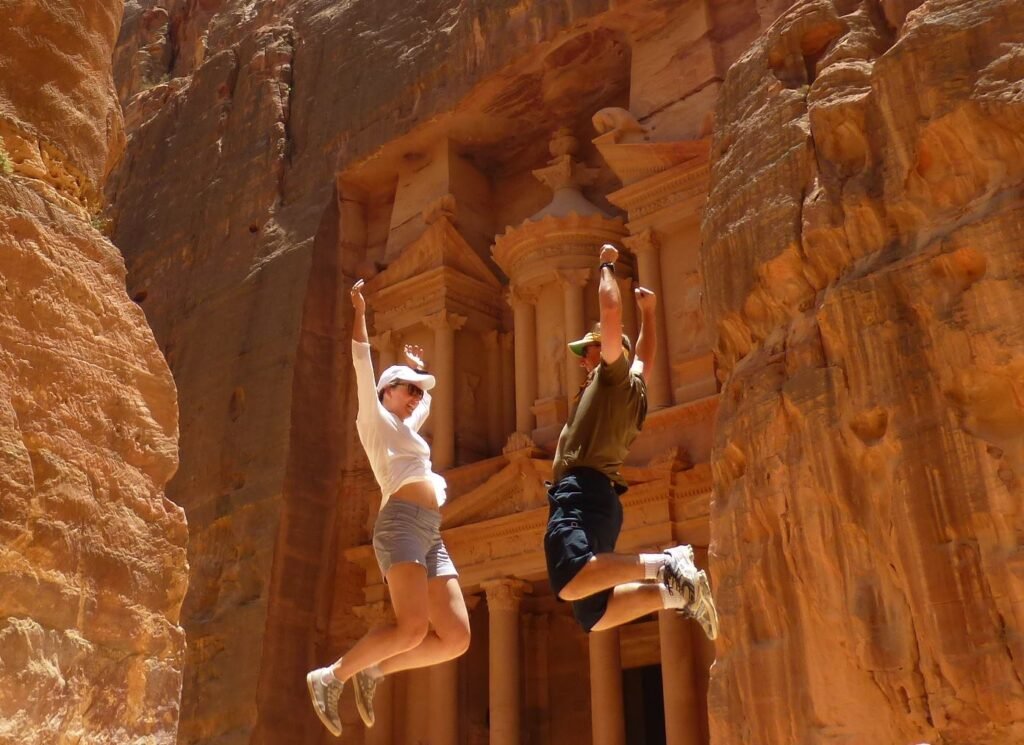 A Guide To Wadi Rum Hiking Tours